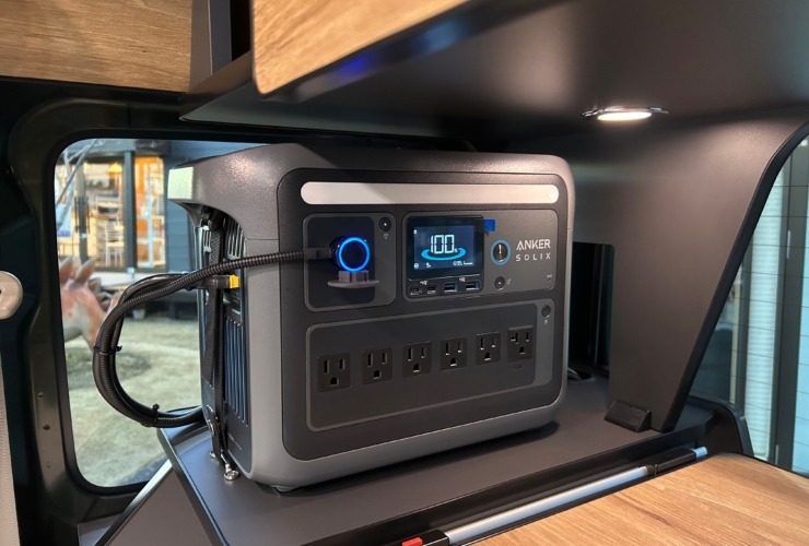 ポータブルバッテリー