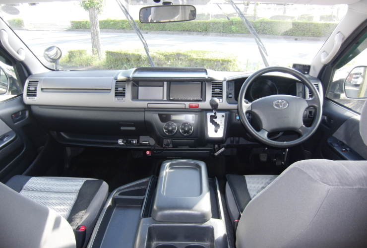 運転席
