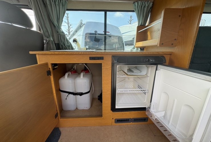 給排水タンク・冷蔵庫内