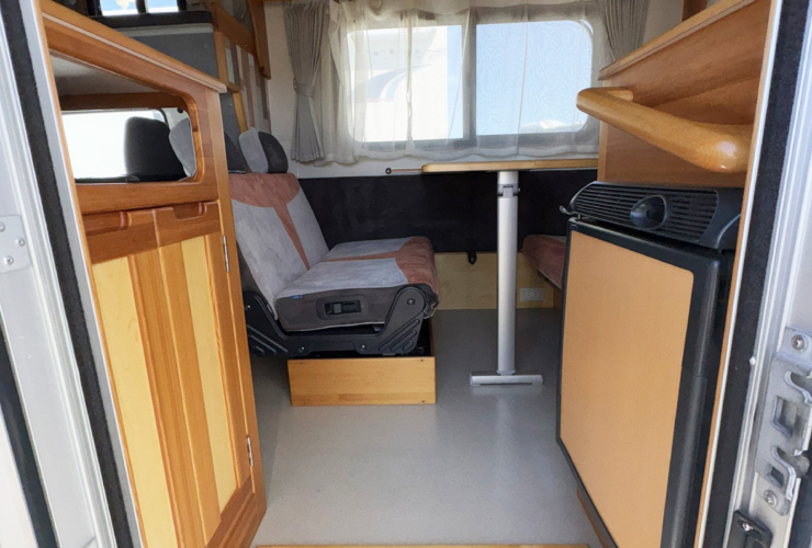 エントランスより