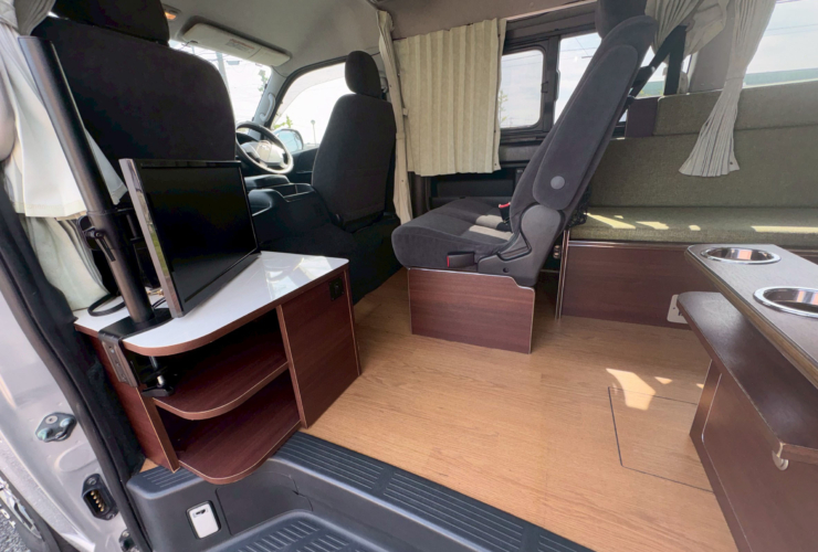 エントランスより